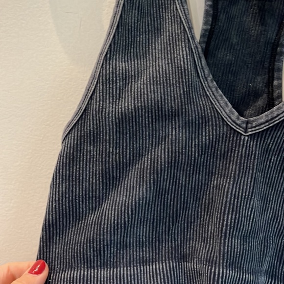 Zenana Work Out Top - S/M - Picture 2 of 4